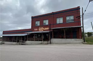 202 N Commerce St, Coupland, TX 78615 - Photo 23