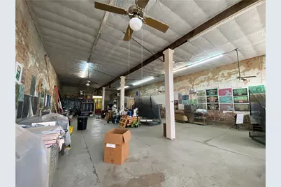 202 N Commerce Street, Coupland, TX 78615 - Photo 9
