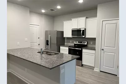 605 W South Street, Leander, TX 78641 - Photo 3