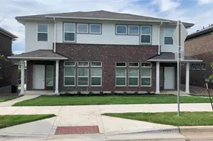 605 W South St, Leander, TX 78641 - Photo 1