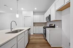 497 Orleanian Dr, Buda, TX 78610 - Photo 9