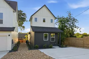 2212 Yellow Jacket Ln, Austin, TX 78741 - Photo 3