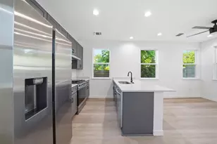 2212 Yellow Jacket Ln, Austin, TX 78741 - Photo 9
