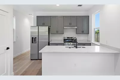 2212 Yellow Jacket Lane #2, Austin, TX 78741 - Photo 11