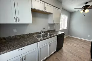 7417 Vintage Hills Dr, Austin, TX 78723 - Photo 9