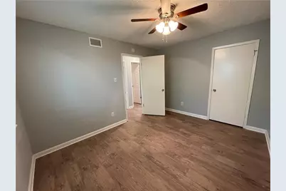 7417 Vintage Hills Drive #D, Austin, TX 78723 - Photo 17