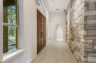 112 Twin Saddles Ln, Dripping Springs, TX 78620 - Photo 3