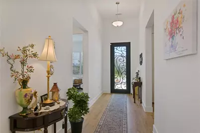 100 Arborosa Pass, Liberty Hill, TX 78642 - Photo 5