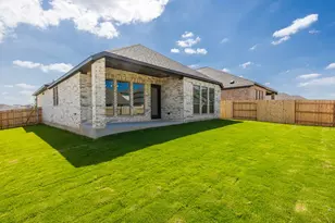 300 Gary Wayne Dr, Liberty Hill, TX 78642 - Photo 11
