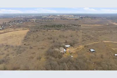 13802 Hokanson Road, Del Valle, TX 78617 - Photo 11