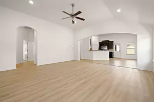 2008 Gabrielles Way, Manchaca, TX 78652 - Photo 7