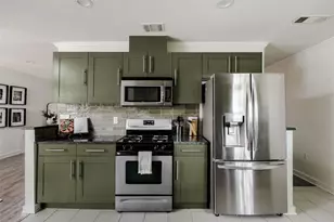 2811 W Fresco Dr, Austin, TX 78731 - Photo 9