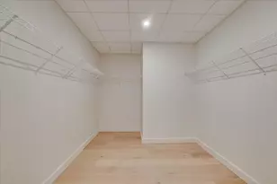 610 Davis St, Austin, TX 78701 - Photo 13