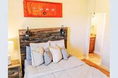 1980 County Road 361, La Vernia, TX 78121 - Photo 23