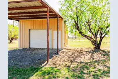 1980 County Road 361, La Vernia, TX 78121 - Photo 31