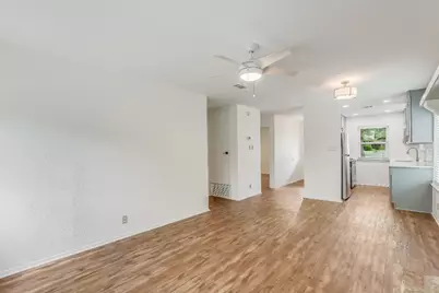 6804 Kenosha Pass #B, Austin, TX 78749 - Photo 11