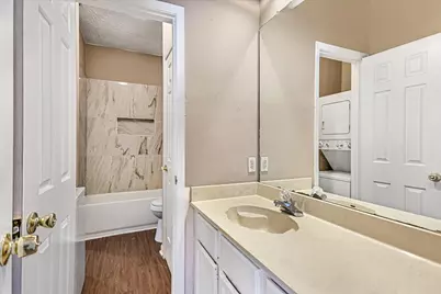 715 W 22nd 1/2 Street #204, Austin, TX 78705 - Photo 13