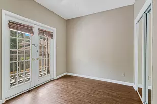 715 W 22nd 1/2 St, Austin, TX 78705 - Photo 15