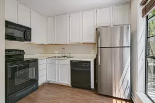 715 W 22nd 1/2 St, Austin, TX 78705 - Photo 9