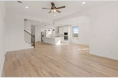 140 Elm View Drive, Georgetown, TX 78628 - Photo 9