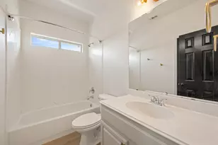 5408 Downs Dr, Austin, TX 78721 - Photo 11