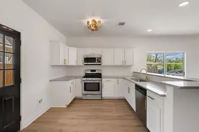 5408 Downs Drive, Austin, TX 78721 - Photo 3