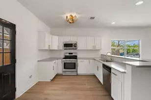 5408 Downs Dr, Austin, TX 78721 - Photo 3