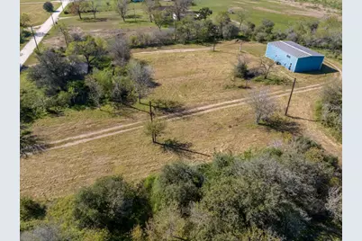 304 E 9th, Nordheim, TX 78141 - Photo 1