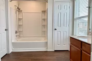 2950 E Old Settlers Blvd, Round Rock, TX 78665 - Photo 15