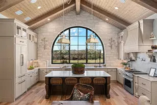 4412 Comanche Trace Dr, Kerrville, TX 78028 - Photo 17