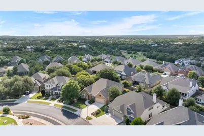 112 Barefoot Park Lane, Georgetown, TX 78628 - Photo 33