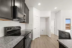 228 Gus Loop, Georgetown, TX 78626 - Photo 15