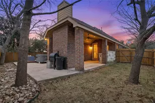 13600 Hymeadow Cir, Austin, TX 78729 - Photo 31