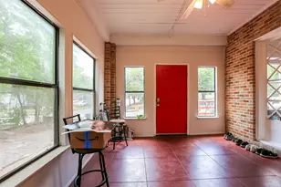 308 E 32nd St, Austin, TX 78705 - Photo 23
