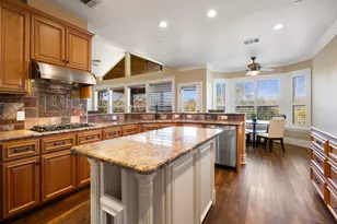 708 Sunfish St, Lakeway, TX 78734 - Photo 11