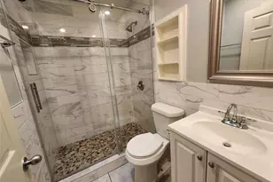 602 W 51st St, Austin, TX 78751 - Photo 7