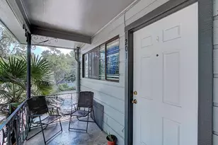 803 W 28th St, Austin, TX 78705 - Photo 5