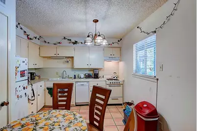 803 W 28th Street #201, Austin, TX 78705 - Photo 3