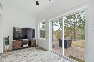 104 Kahalulu Dr, Bastrop, TX 78602 - Photo 11