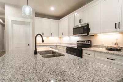 307 String Prairie Way, Smithville, TX 78957 - Photo 13