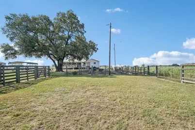 4151 Unger Road, Smithville, TX 78957 - Photo 13