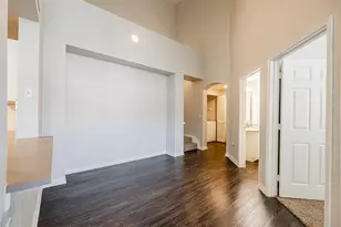 12215 Hunters Chase Dr, Austin, TX 78729 - Photo 9