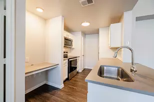 12215 Hunters Chase Dr, Austin, TX 78729 - Photo 13