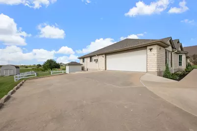 111 Lookout Circle, Hutto, TX 78634 - Photo 35