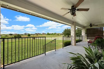 111 Lookout Circle, Hutto, TX 78634 - Photo 25