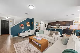 9324 Hunter Ln, Austin, TX 78748 - Photo 5
