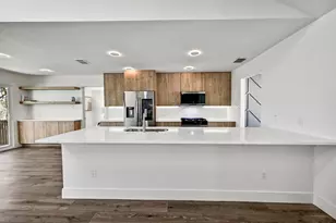 11837 Eubank Dr, Austin, TX 78758 - Photo 7