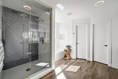 11837 Eubank Drive, Austin, TX 78758 - Photo 13