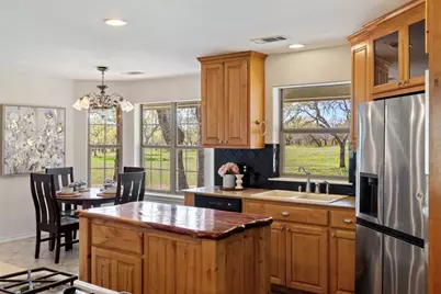 434 W Turner Court, Johnson City, TX 78636 - Photo 7