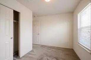 100 Azurite Dr, Jarrell, TX 76537 - Photo 19
